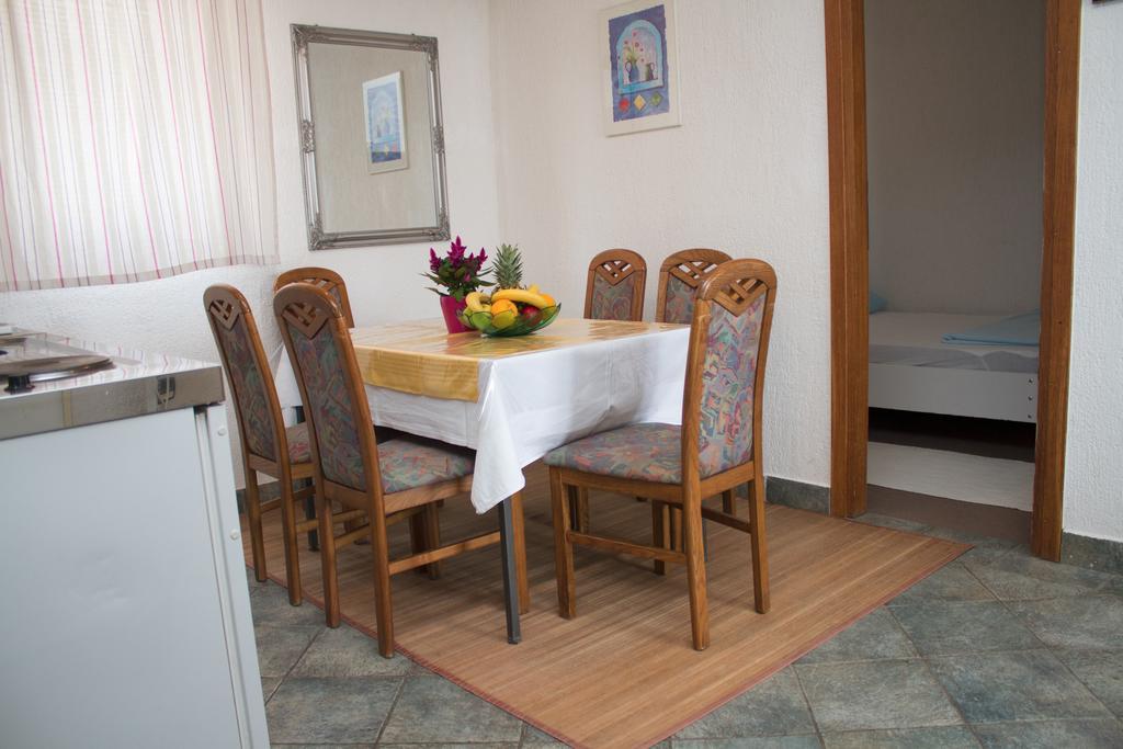 Apartments "I & I" Паг Экстерьер фото