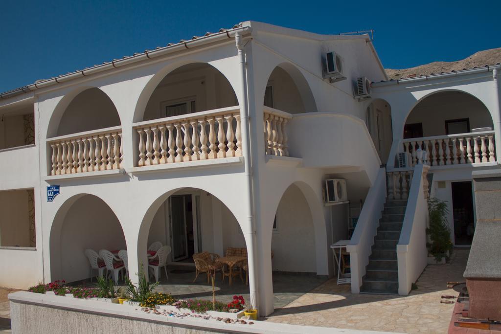 Apartments "I & I" Паг Экстерьер фото
